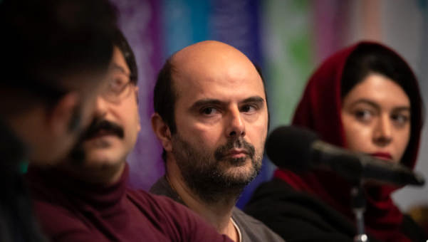 نشست نقد و بررسی فیلم روزهای نارنجی ساخته آرش لاهوتی؛ مسئله زن و مرد نیست، انسان است