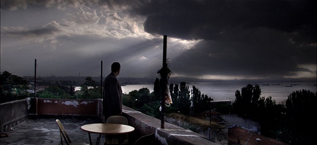 نوری بیلگه جیلان و سینمای ملودرام / با نگاهی به فیلم سه میمون