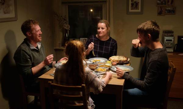 نقد فیلم متاسفیم جا ماندی ساخته کن لوچ؛ برگزیت احمقانه